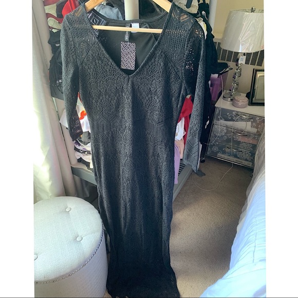 Black maxi dress - Picture 1 of 4